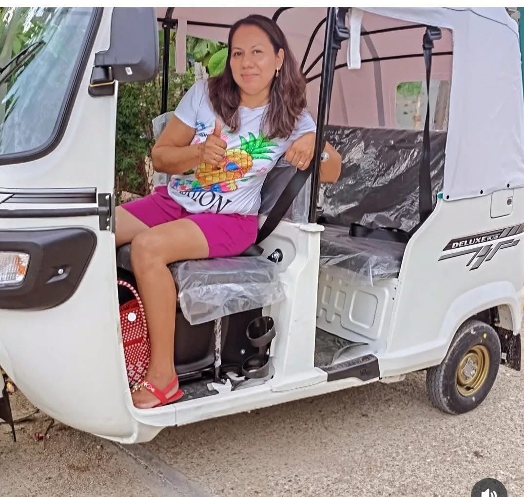 Mototaxistas amenazan a madre de familia por comprar un motocarro para llevar a sus hijos a la escuela