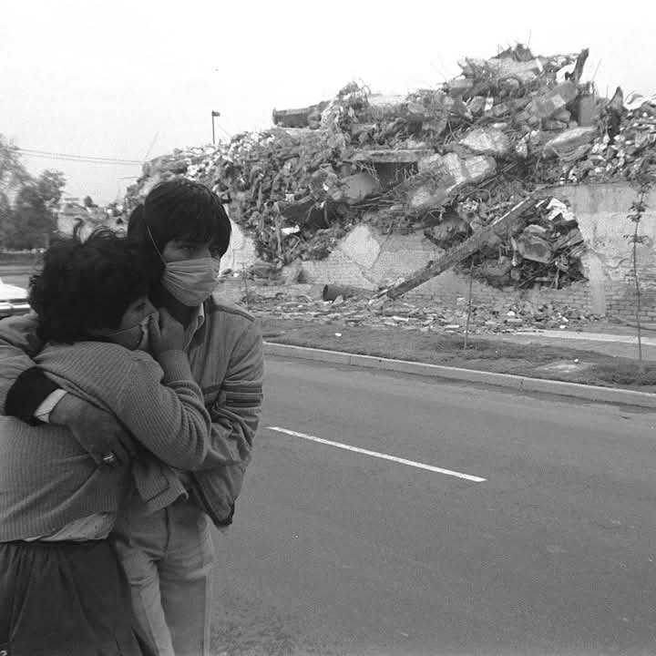 El sismo que nos cambió la vida.  ERNESTO REYES