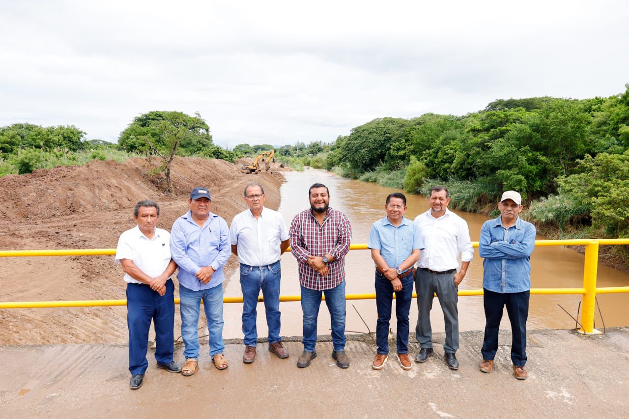 Miguel Sánchez supervisa trabajos en la próxima sede de la facultad de Medicina y en la limpieza del río Las Nutrias
