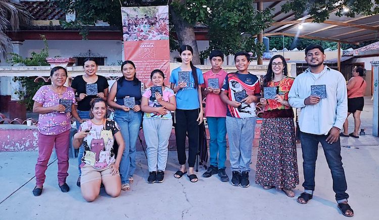 Con cuento, buscan recuperar la tradición y memoria colectiva de Mixtequilla