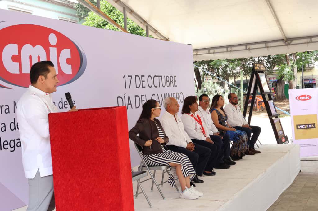 Conmemora el Día del Caminero y reconoce labor de mujeres y hombres en la infraestructura vial