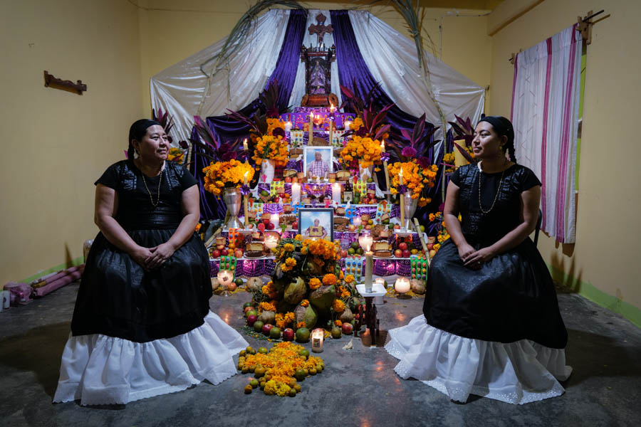 Todos Santos y Xandu’, tradiciones que viven gracias a las mujeres