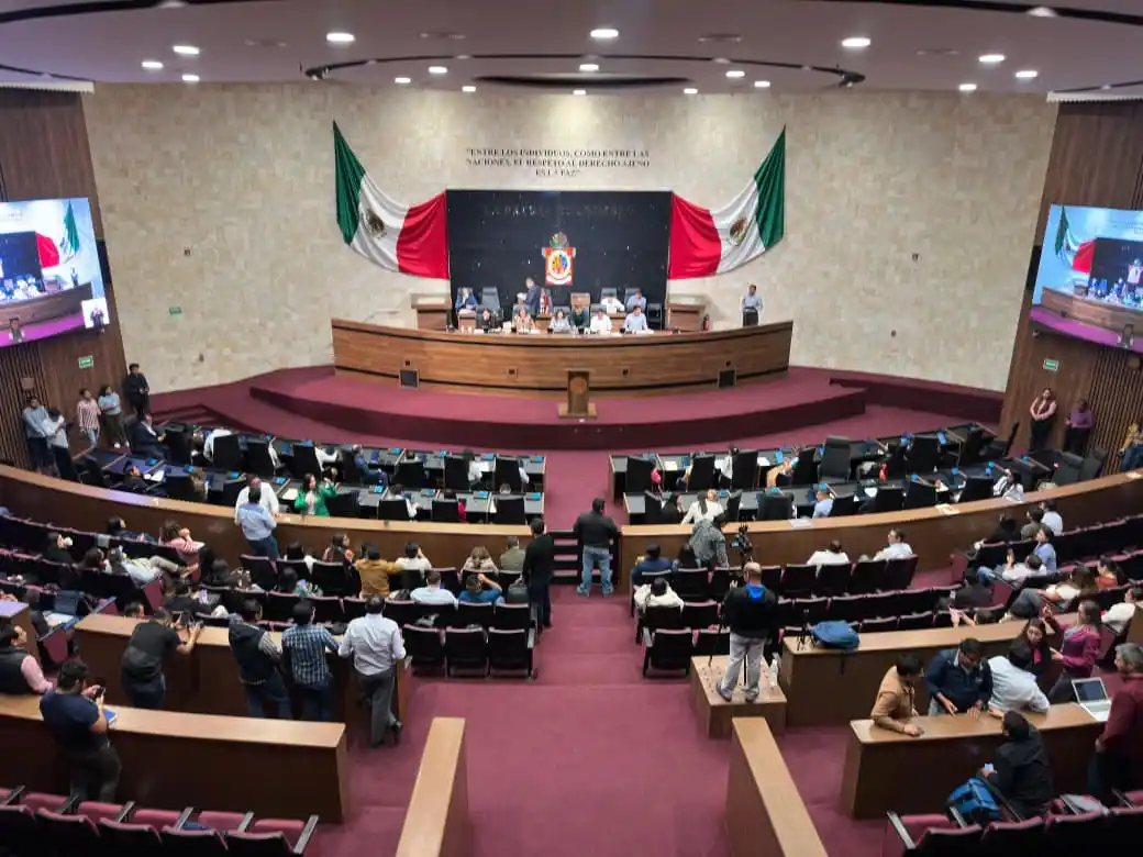 Morena y aliados imponen Paquete Económico 2026; frenan fuego amigo del PT y propuestas de la oposición