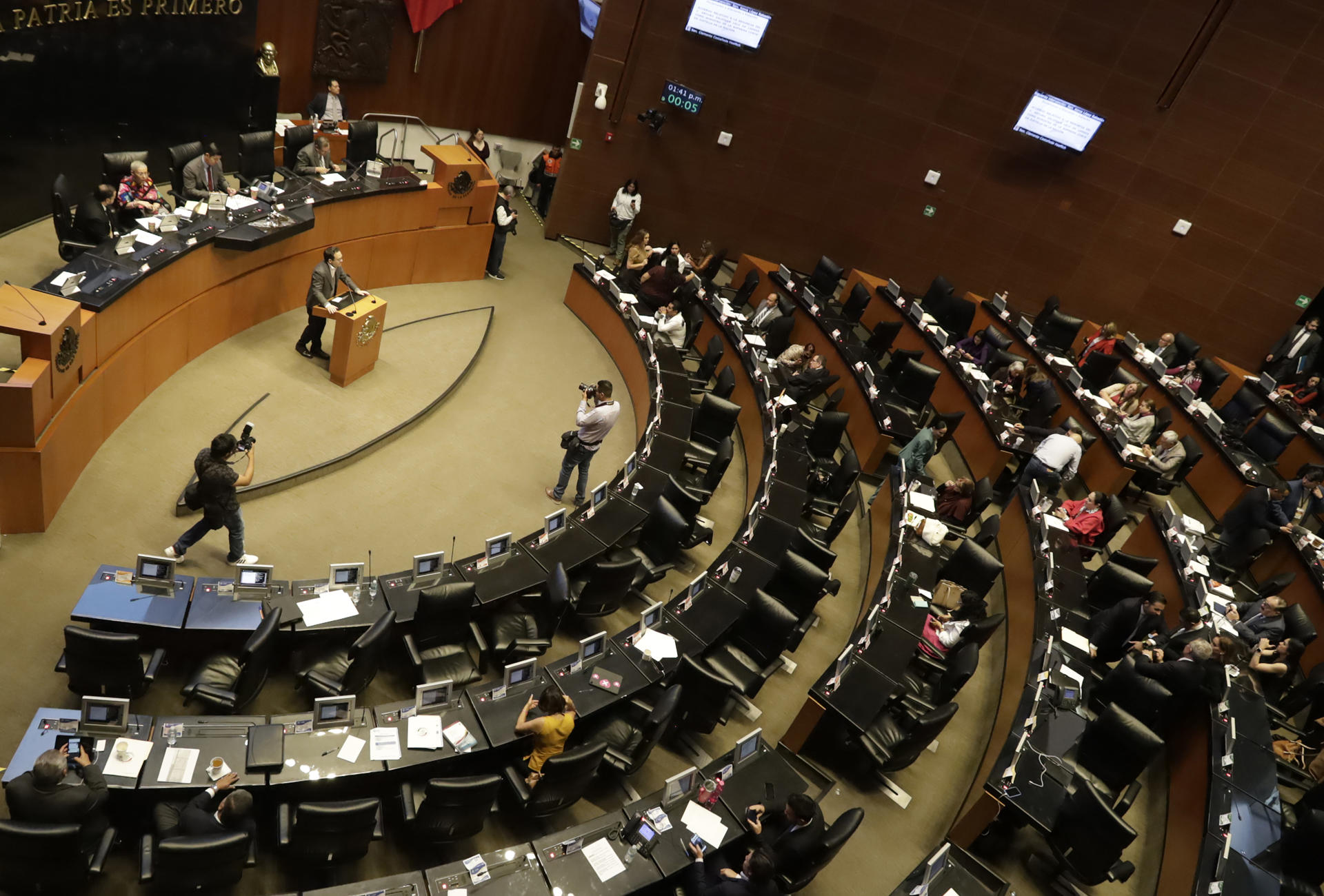 Congreso de Oaxaca aprueba nueva Ley vs extorsión; cárceles deberán implementar tecnología para inhibir llamadas delictivas