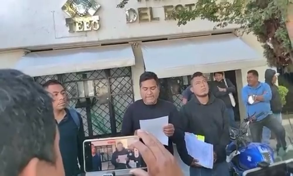 Habitantes de Santiago Xanica piden al TEEO anular triunfo de Presidenta Municipal, porque “no está permitida la reelección”, dicen