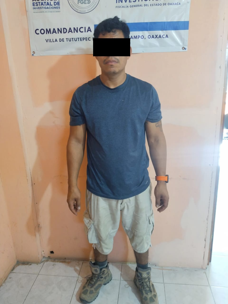 Fiscalía de Oaxaca ejecuta orden de aprehensión contra hombre por agredir a su madre tras conflicto por un terreno en la Costa   