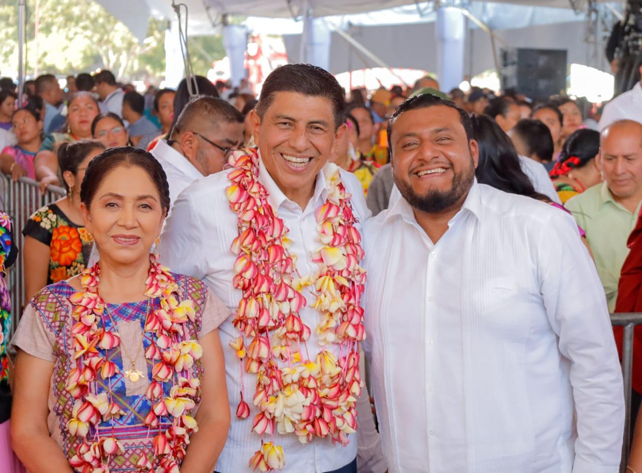 Con su voto, Juchitán respalda al gobernador Salomón Jara  ¡Amor con amor se paga!