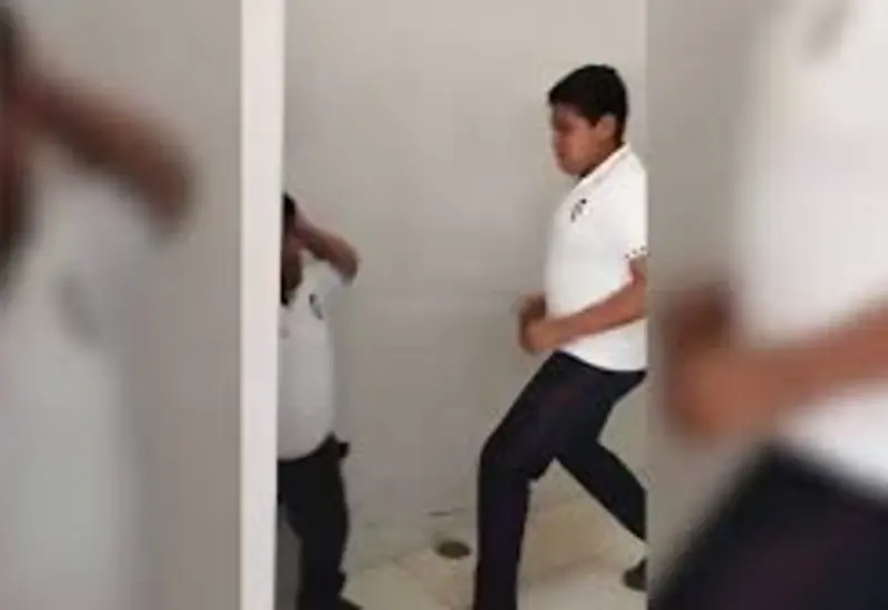 Estudiante con discapacidad agredido en CBTis 25 de Salina Cruz recibe atención integral de autoridades