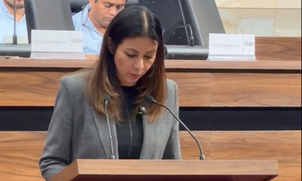 Diputada de #MC exige más infraestructura deportiva y cuestiona avances en bacheo y agua potable