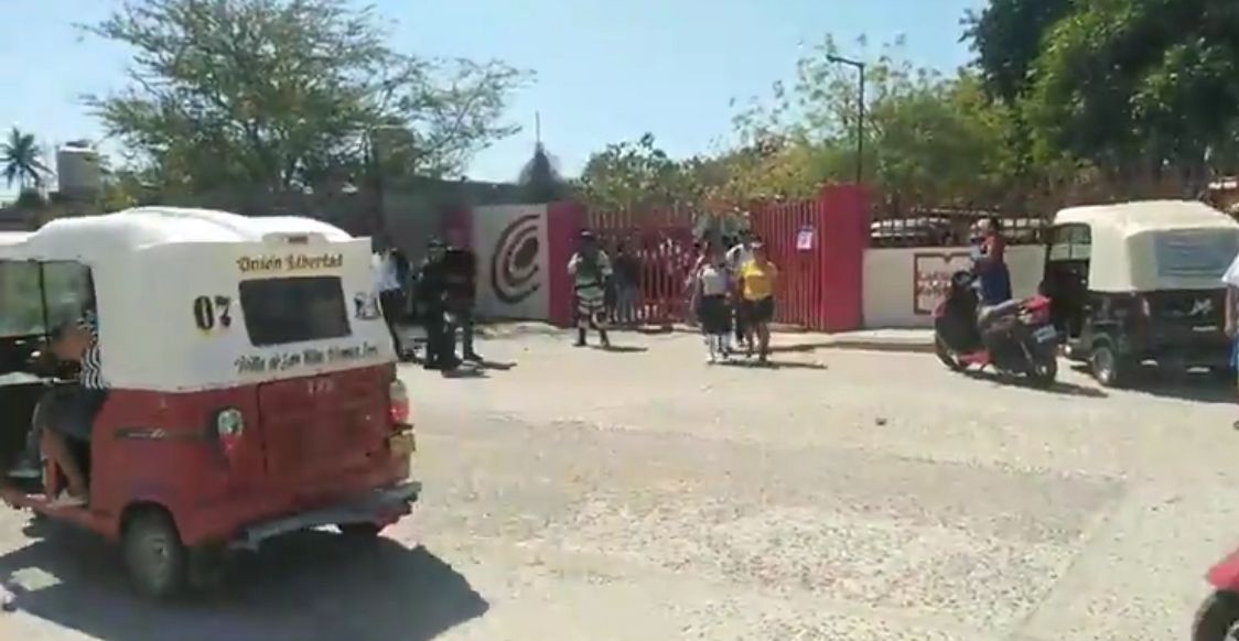 Violencia cerca de bachilleres en San Blas Atempa provoca pánico y suspenden clases ; hay 6 personas detenidas