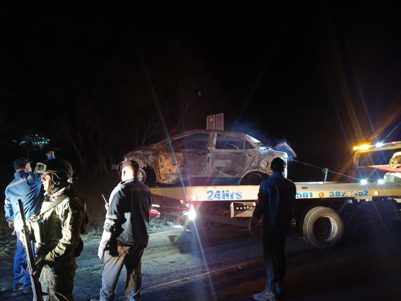 Aplican operativo especial nocturno y retiran seis bloqueos en Autlán