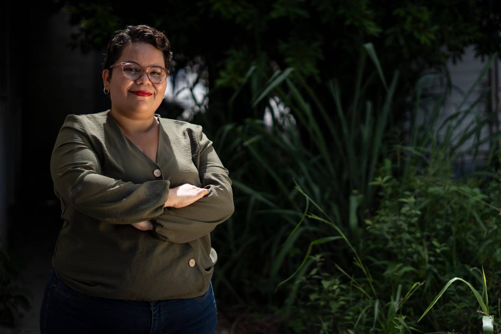 Una mujer tiburón. El Salvador, un lugar donde no se puede hablar ni siquiera del medio ambiente