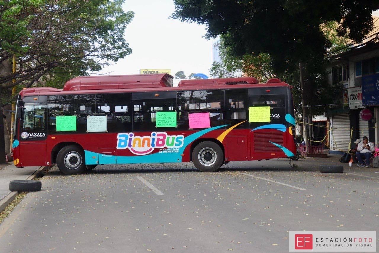 Bloqueo Avenida Universidad