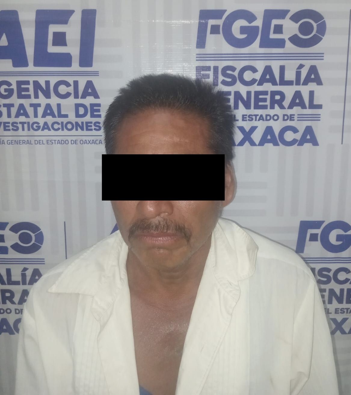 Fiscalía de Oaxaca obtiene vinculación a proceso contra cuatro personas detenidas durante cateos en puntos de narcomenudeo en Santiago Ixtayutla