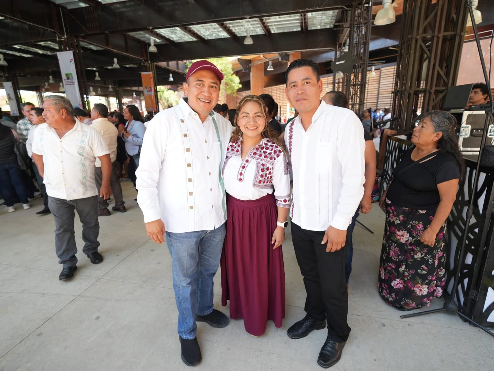 Asiste Nino Morales a firma de convenio para atención de grupos prioritarios