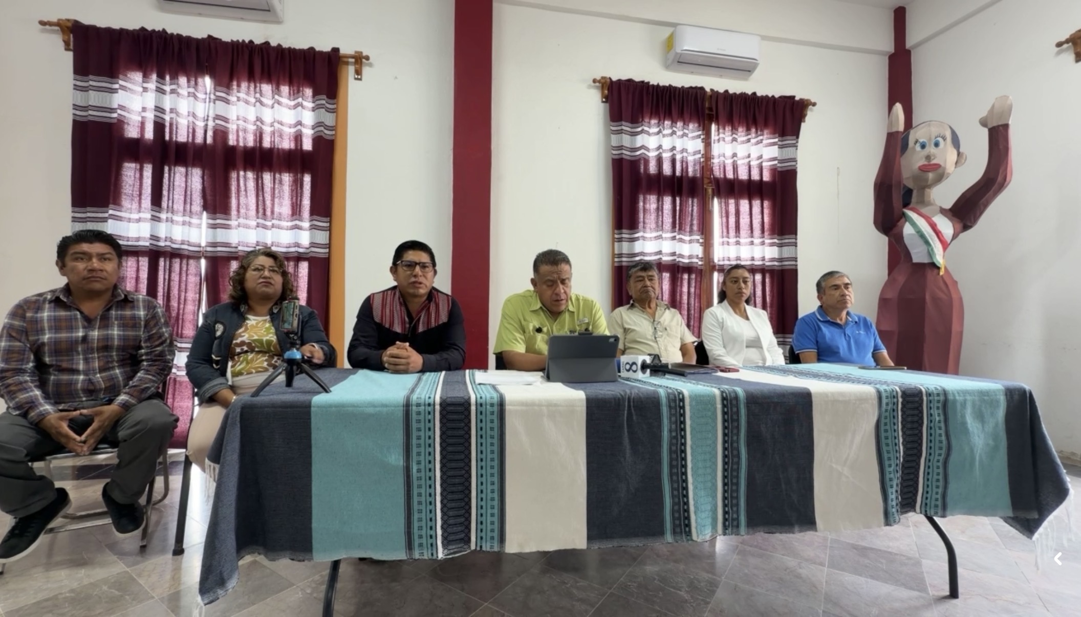 Edil con licencia de Mitla a la Sección 22: «Si con mi cabeza solucionan sus problemas, me sacrifico»