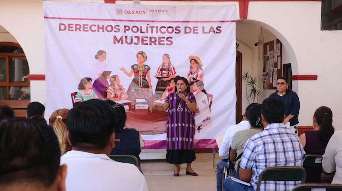 Capacitan a autoridades de 27 municipios de Oaxaca en derechos políticos de las mujeres