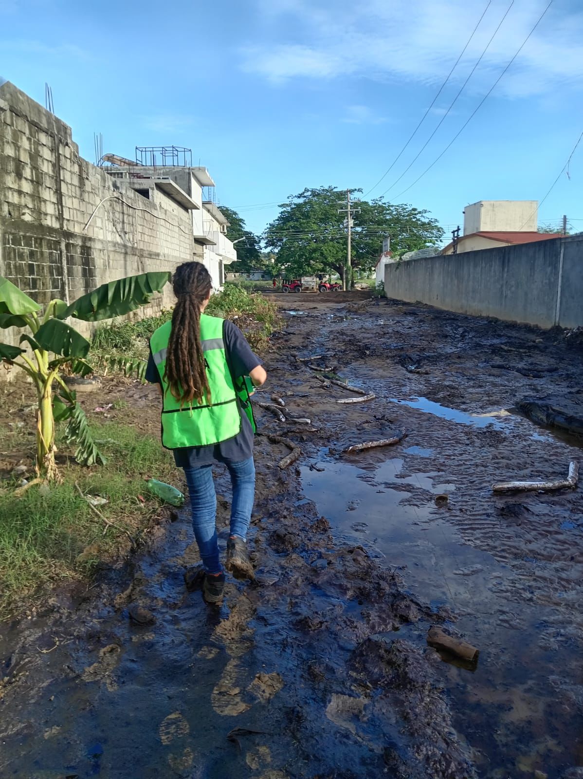 Derrame de Pemex afecta colonias de Salina Cruz