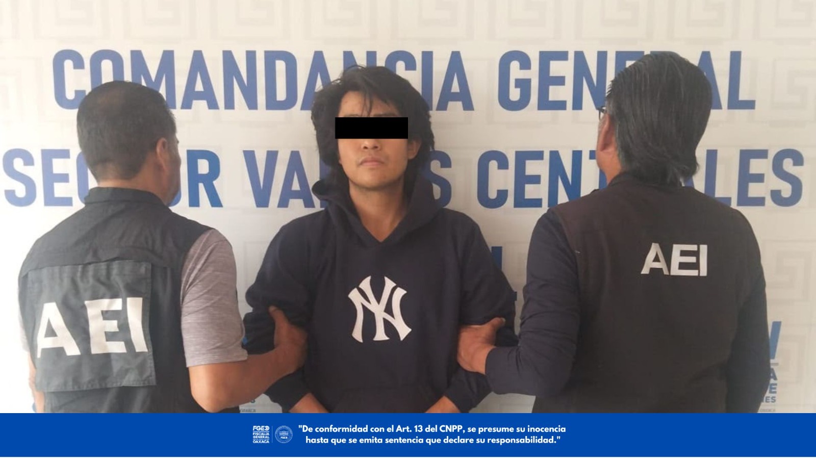 Fiscalía de Oaxaca detiene en flagrancia a persona considerada objetivo de investigación por probables robos a transeúnte y «cristalazos» en Oaxaca de Juárez