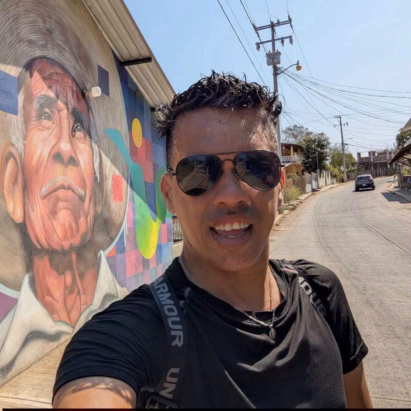 Asesinan en Guerrero al periodista Alex Serna tras denunciar corrupción ambiental; burocracia estatal retrasó su identificación