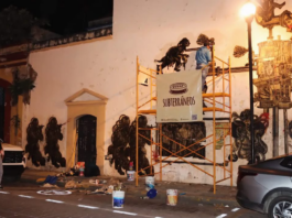 Chagoya e INAH imponen censura gráfica en Oaxaca: borran arte social para maquillar la Guelaguetza Chagoya e INAH imponen censura gráfica en Oaxaca: borran arte social para maquillar la Guelaguetza