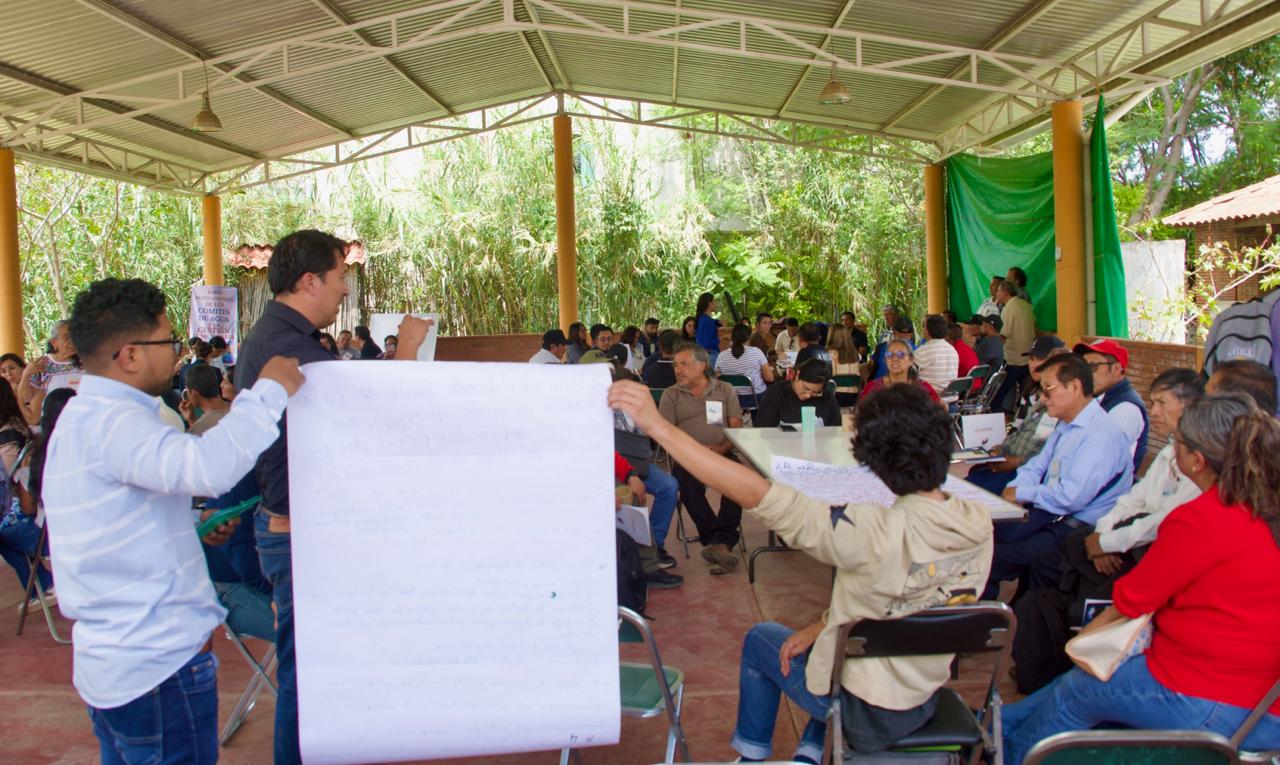 Participantes del Foro sobre gestión comunitaria del agua en Tlalixtac